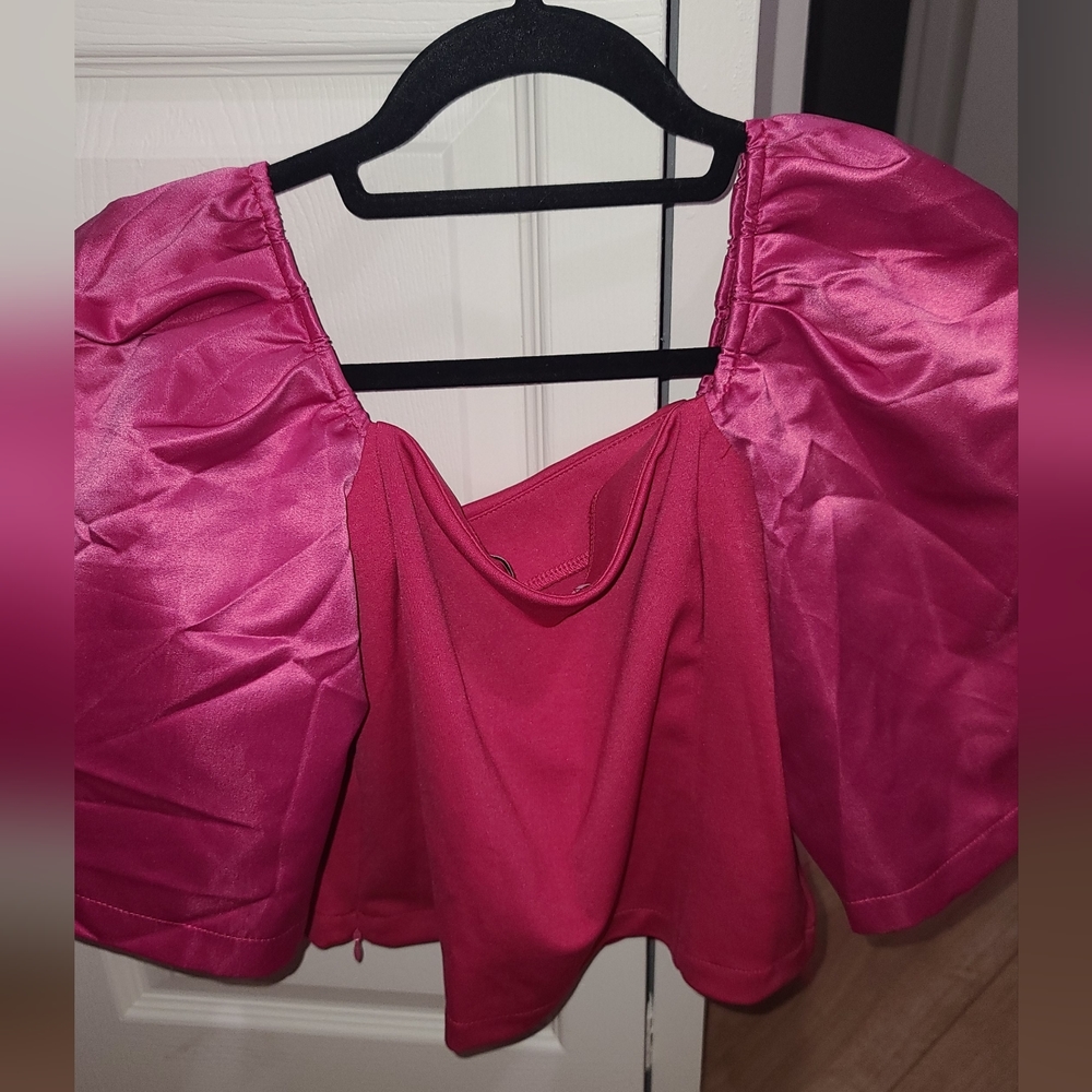 Square Neck Puff Sleeve Fusia Blouse